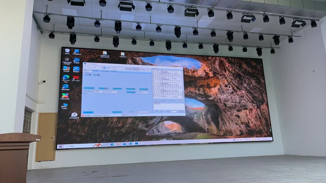 石室阳安中学，户外P4LED显示屏
